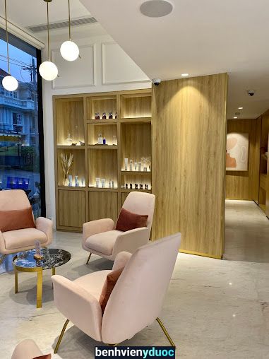 CHLITINA 克麗緹娜 - Nam Thiên SPA 7 Hồ Chí Minh