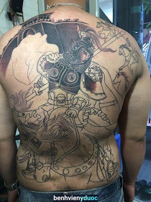 ĐEN TRẮNG TATTOO tiệm xăm uy tín