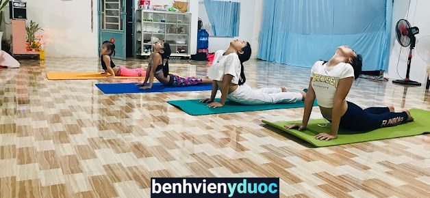 FLOWER YOGA Dương Minh Châu Tây Ninh