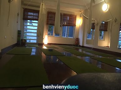 Moon Yoga Studio Tây Hồ Hà Nội