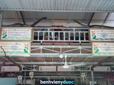 Phòng chẩn trị Đông y