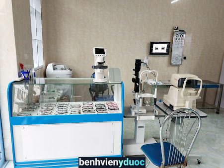 Phòng Khám Mắt Từ Sơn Bác sĩ Nam- khám mắt - đo khám kính cận thị viễn thị loạn thị tư sơn Từ Sơn Bắc Ninh