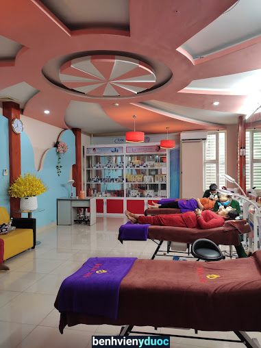 Thẩm mỹ viện hoa anh