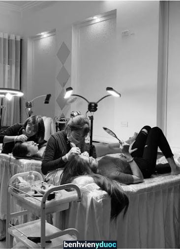Traang Tey Beauty Academy