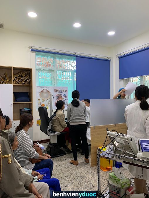Trung Tâm Mắt Sài Gòn Hikari Quận 7 7 Hồ Chí Minh