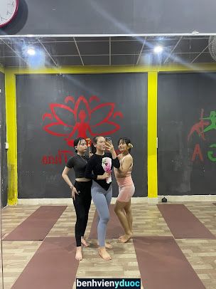 YOGA QUẬN TÂN PHÚ - PHƯƠNG THẢO Tân Phú Hồ Chí Minh