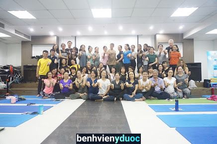 Yoga và Thiền Trái Tim Vàng